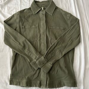 TRAVIS MATHEW button up